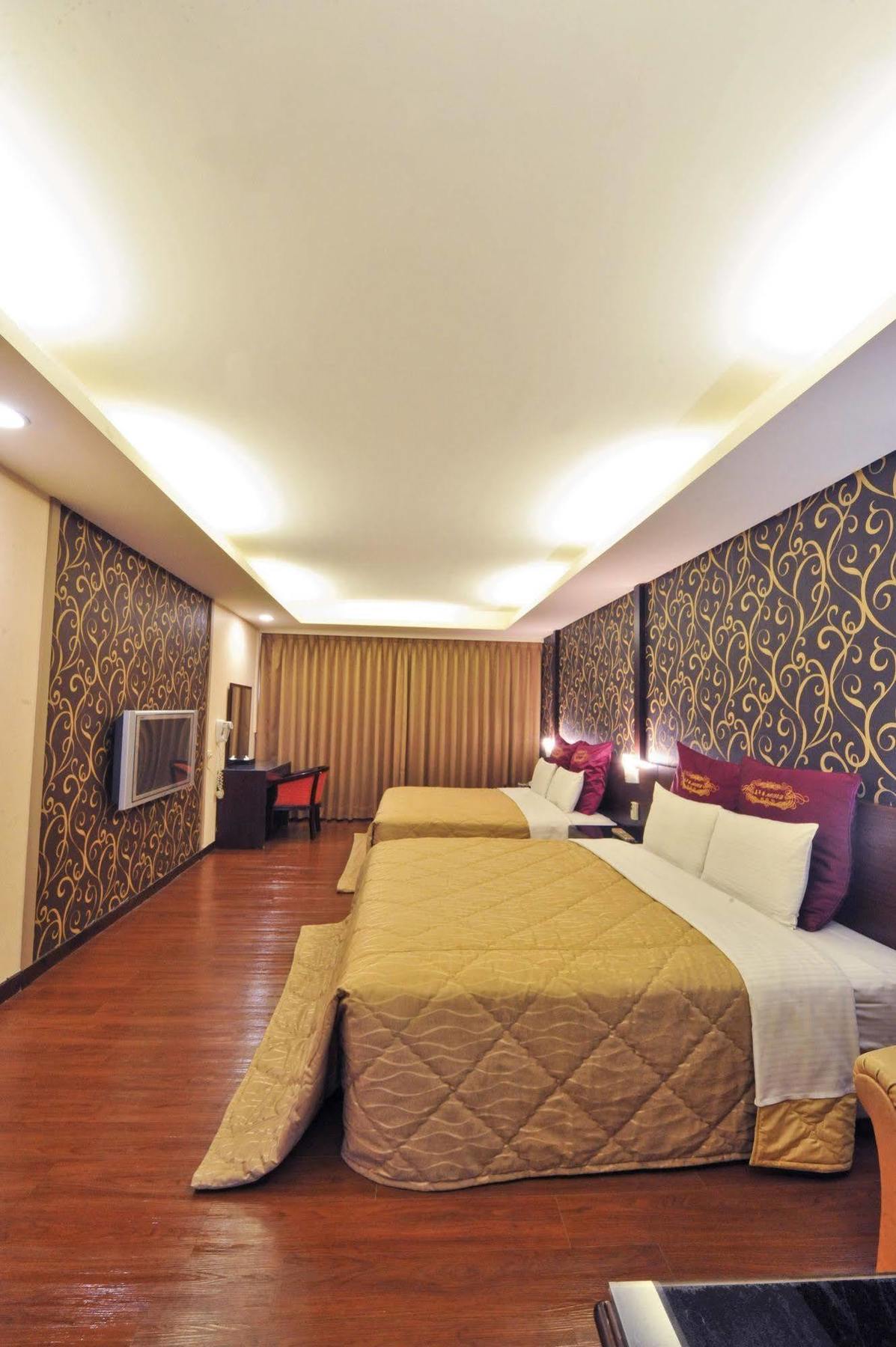 Carnival Motel Taipei Exterior photo